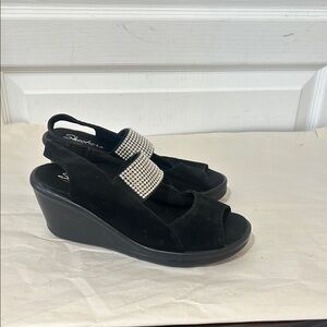 Skechers Women's Black Wedge Sandals in size 8